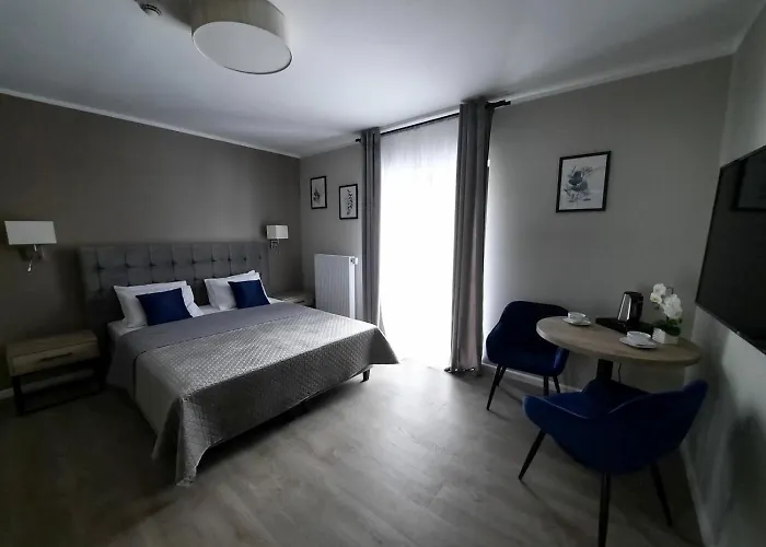 לינה וארוחת בוקר Bialy Dworek