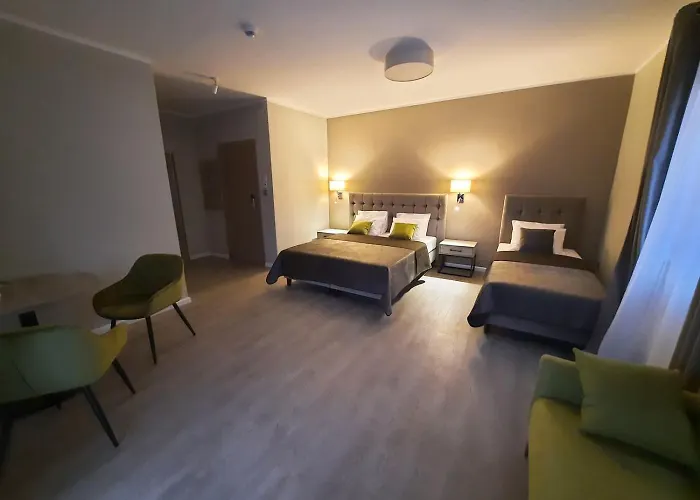 Bialy Dworek 3* ויסלאו