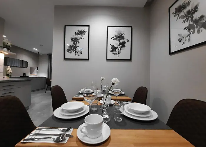 Bialy Dworek 3* ויסלאו